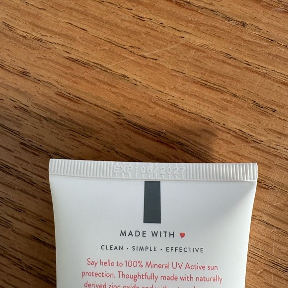 Native sunscreen - Picture 2 of 3